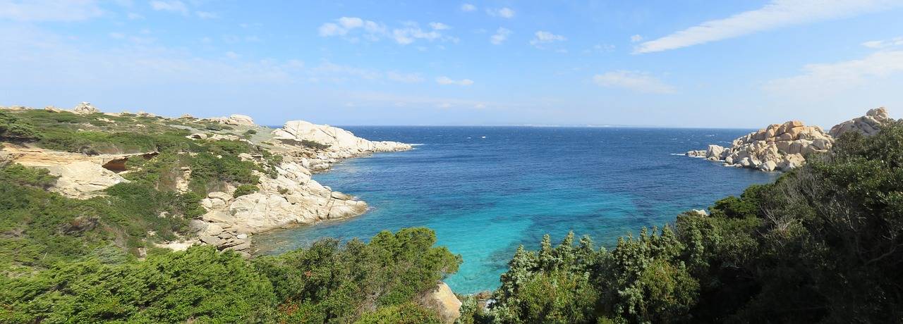 Louer un bateau semi-rigide dans le Var 