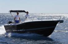 Bateau à moteur White Shark 230 CC neuf en vente à Bandol